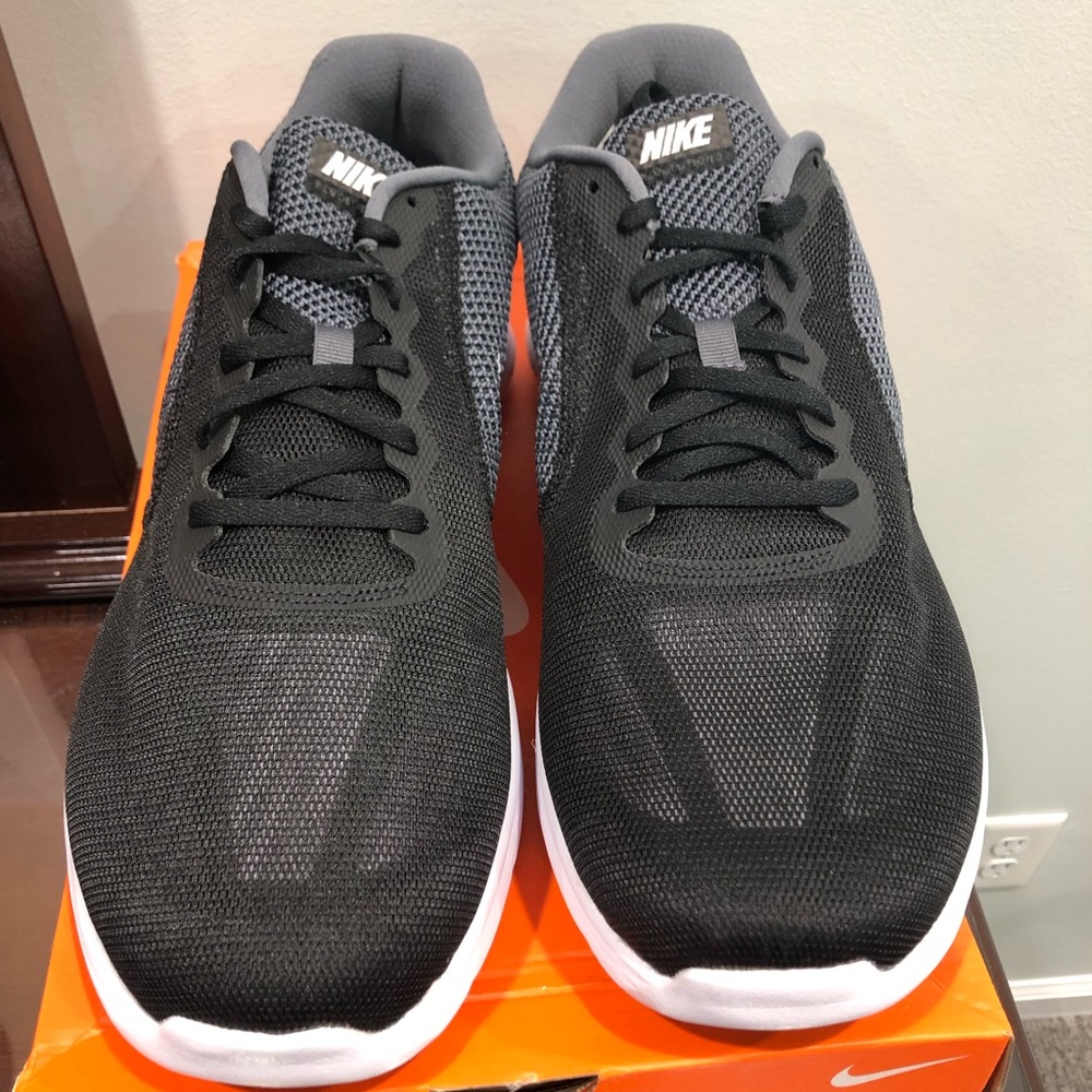NIKE revolution 3 (4E) Men’s Size 15 - Picture 2 of 5